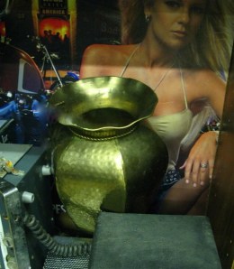 281613_10150733323260627_4094460_n